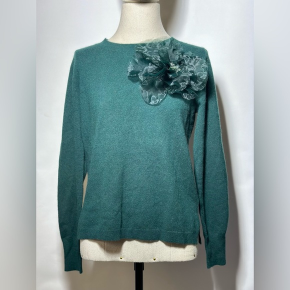J. Crew Sweaters - New J. Crew Cashmere Crewneck With embellished Flower Green!!!